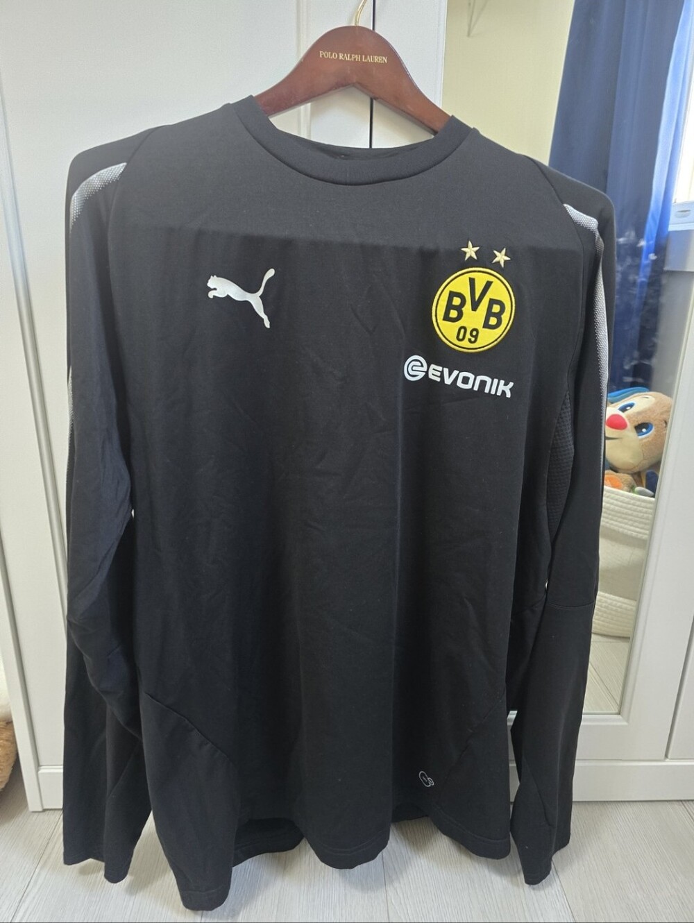 Puma Black Long-Sleeve Borussia Dortmund Training Top with Yellow Crest